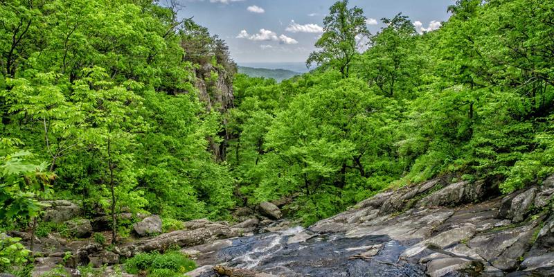 V分吧如何重塑Web3.0社交：在兴趣社区中实现数据确权与安全共享的未来科技